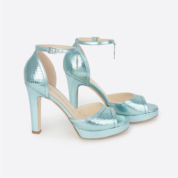 Moon D’elle The Nebbiolina Metallic Blue Leather Ankle Strap Heels - Picture 1 of 13